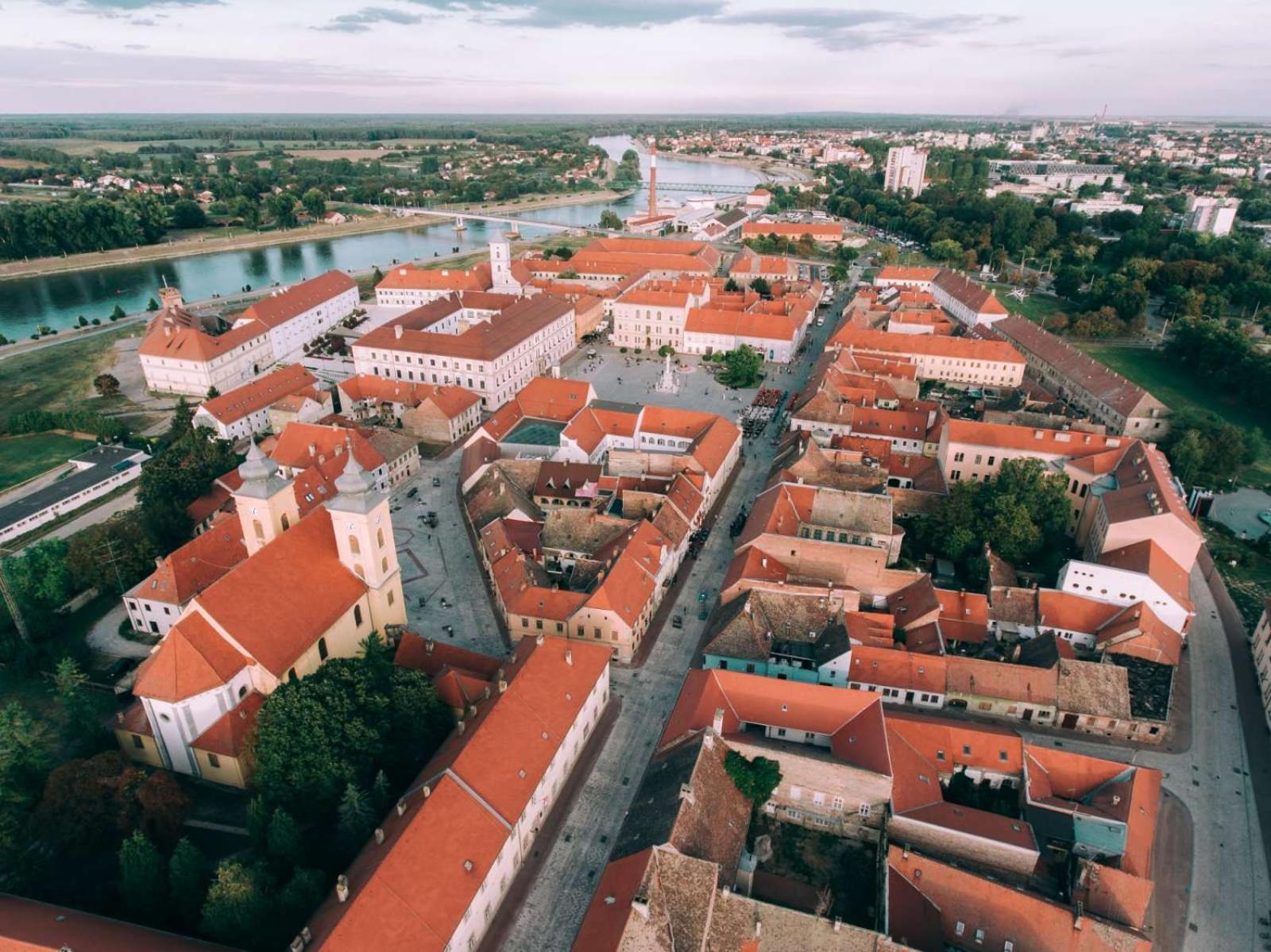 Savoy Residence Osijek Exterior photo